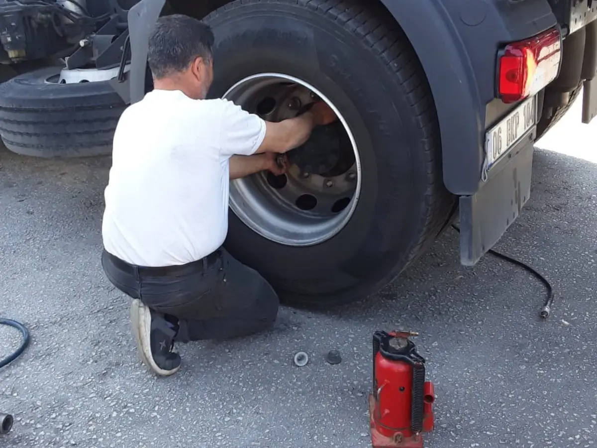 Ekinözü Oto Lastikçi